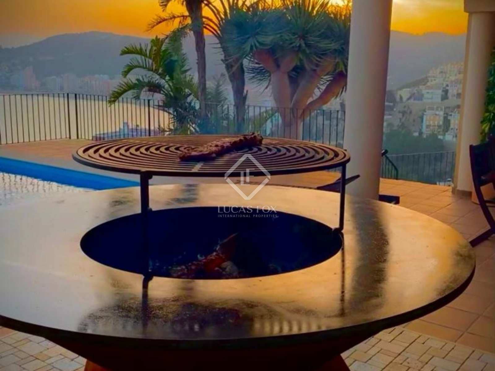 6 soverom Villa til salgs i Cullera med svømmebasseng garasje - € 1 850 000 (Ref: 8092500)