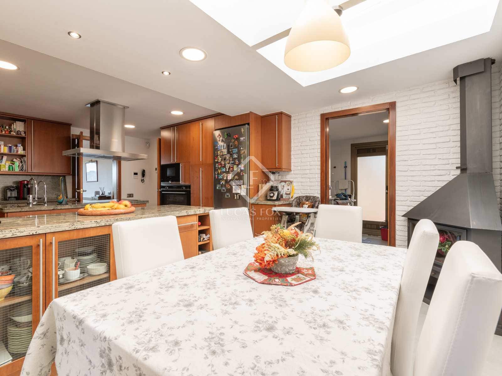 7 chambre Villa/Maison à vendre à Bellaterra avec piscine garage - 1 250 000 € (Ref: 8094021)