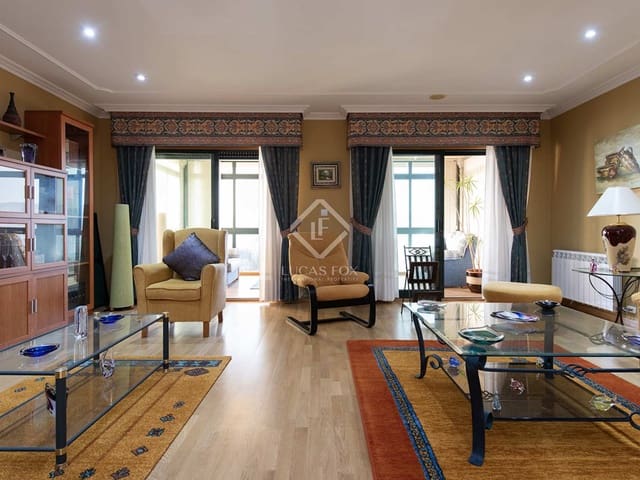 9 bedroom Villa for sale in Marín with pool garage - € 775,000 (Ref: 8096919)