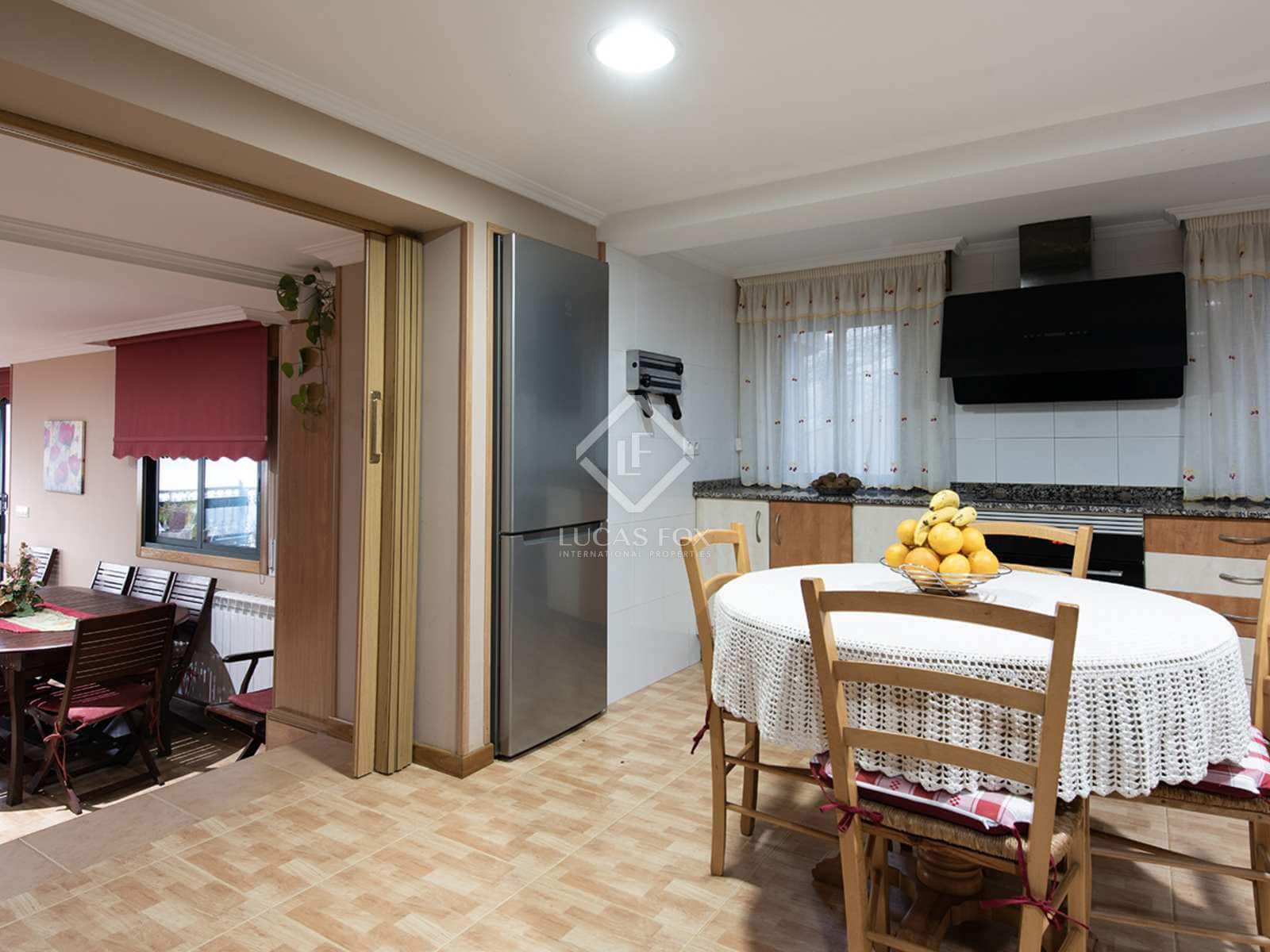 9 soveværelse Villa til salg i Marin med swimmingpool garage - € 775.000 (Ref: 8096919)