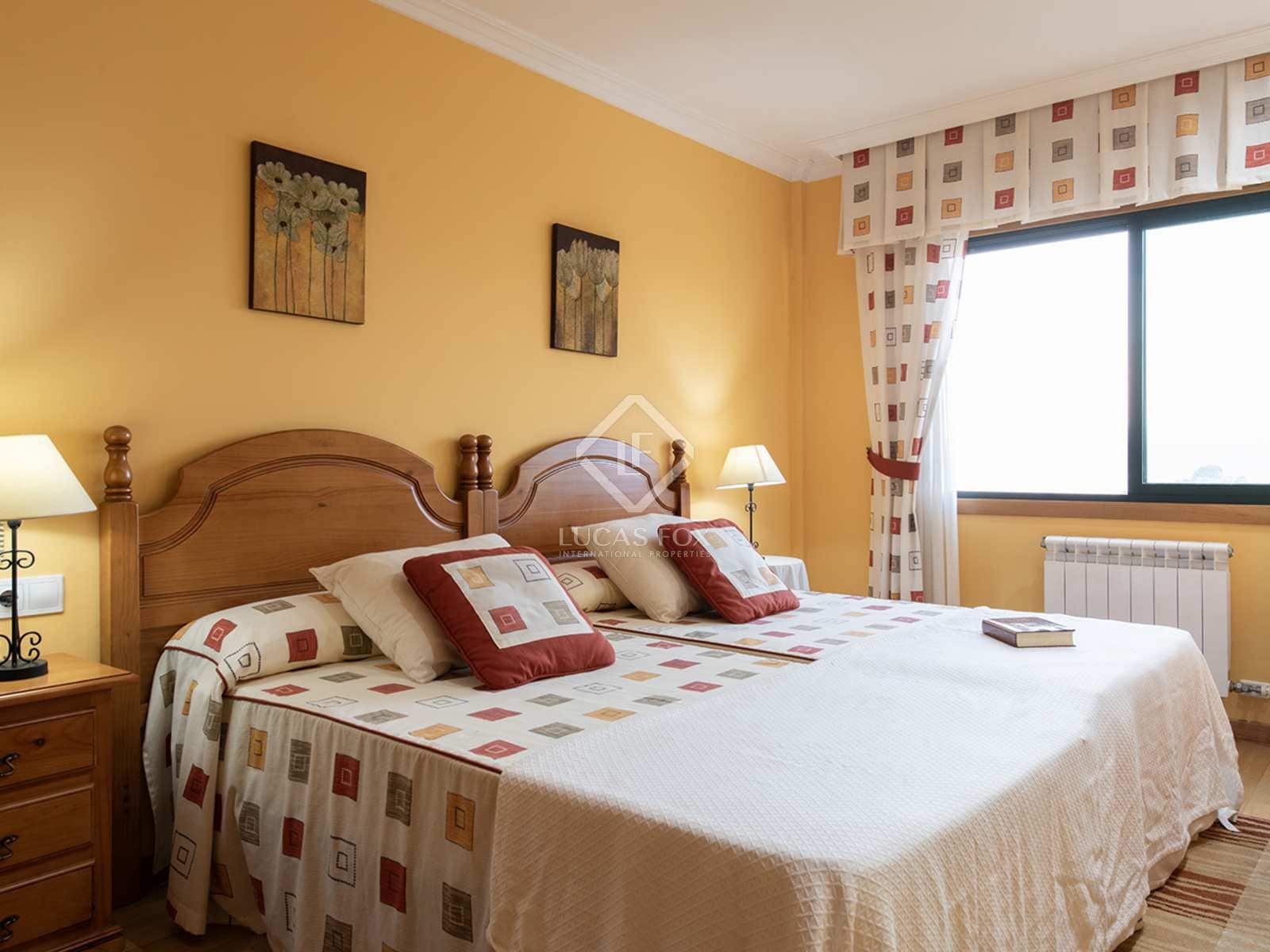 9 soveværelse Villa til salg i Marin med swimmingpool garage - € 775.000 (Ref: 8096919)