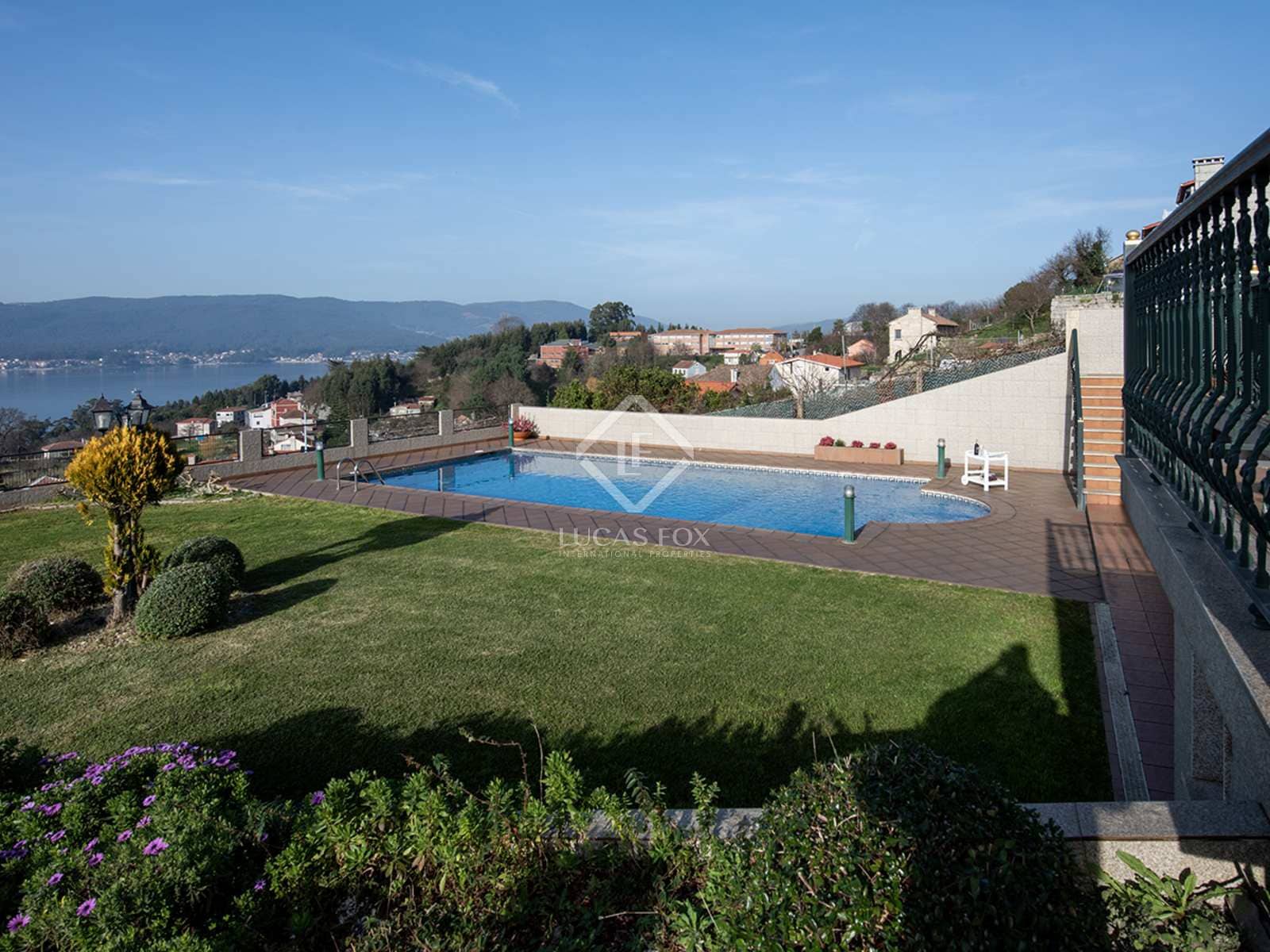 9 soveværelse Villa til salg i Marin med swimmingpool garage - € 775.000 (Ref: 8096919)