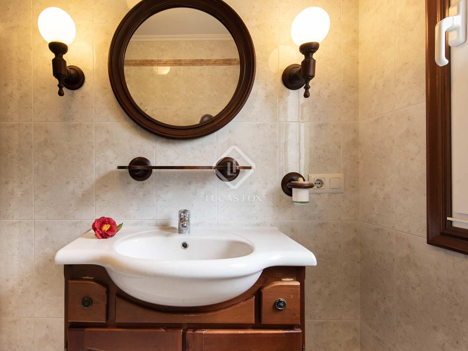 4 soveværelse Villa til salg i Tui med garage - € 415.000 (Ref: 8102075)