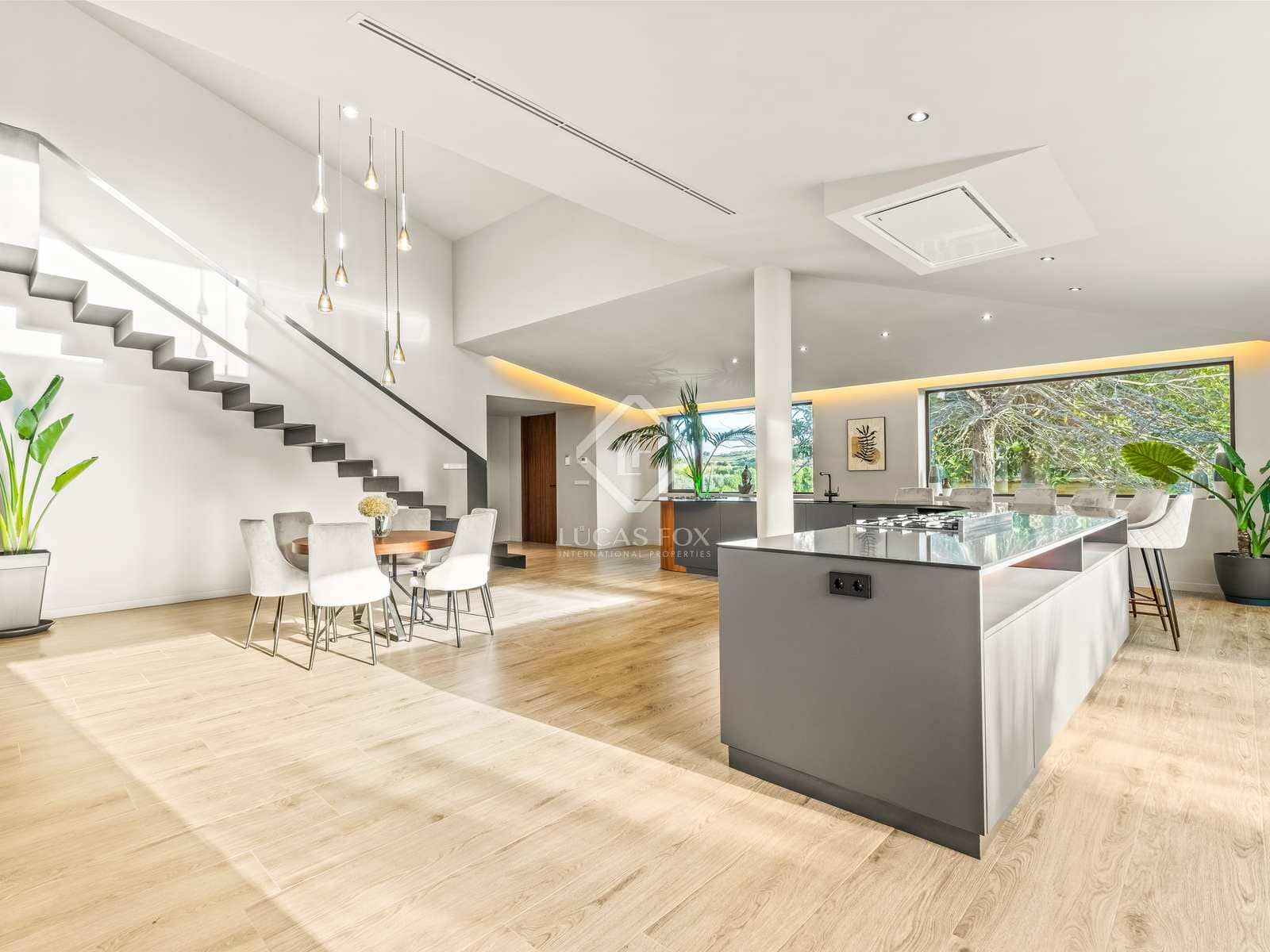 5 soveværelse Finca/Landehus til salg i Aspe med swimmingpool garage - € 1.500.000 (Ref: 8109551)