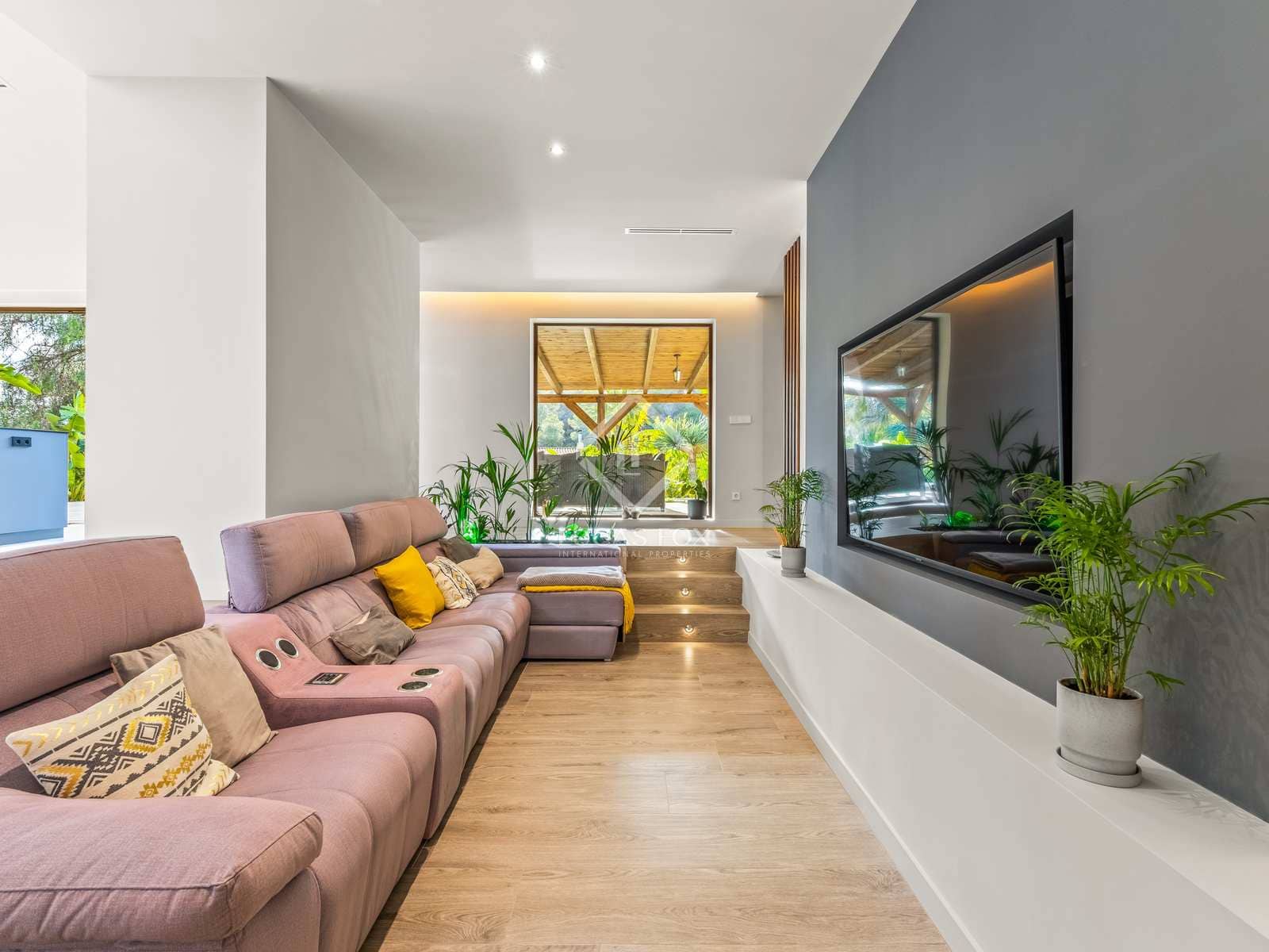 5 soveværelse Finca/Landehus til salg i Aspe med swimmingpool garage - € 1.500.000 (Ref: 8109551)