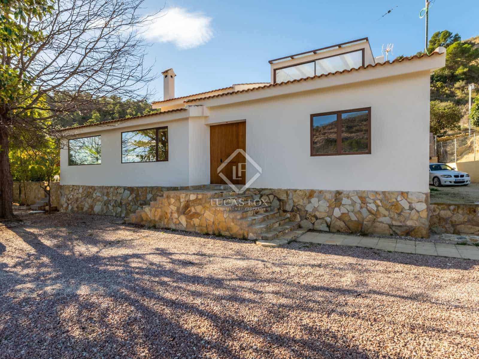 5 soveværelse Finca/Landehus til salg i Aspe med swimmingpool garage - € 1.500.000 (Ref: 8109551)