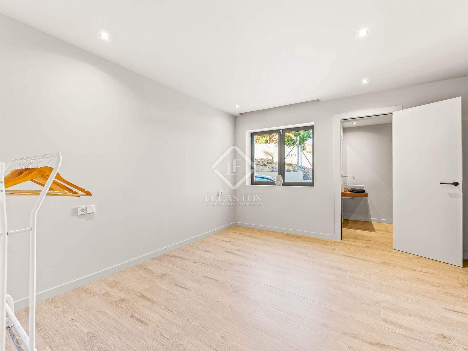 5 soveværelse Finca/Landehus til salg i Aspe med swimmingpool garage - € 1.500.000 (Ref: 8109551)