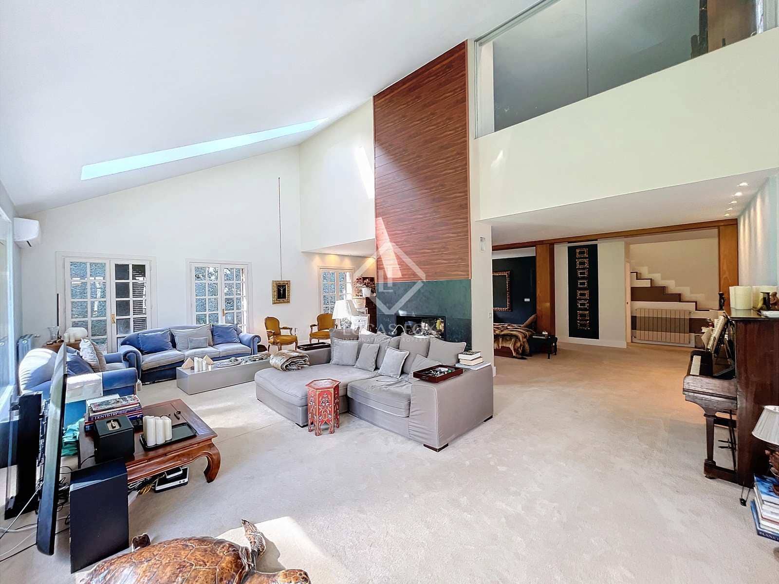 5 soverom Villa til salgs i Madrid by med svømmebasseng - € 1 545 000 (Ref: 8109561)