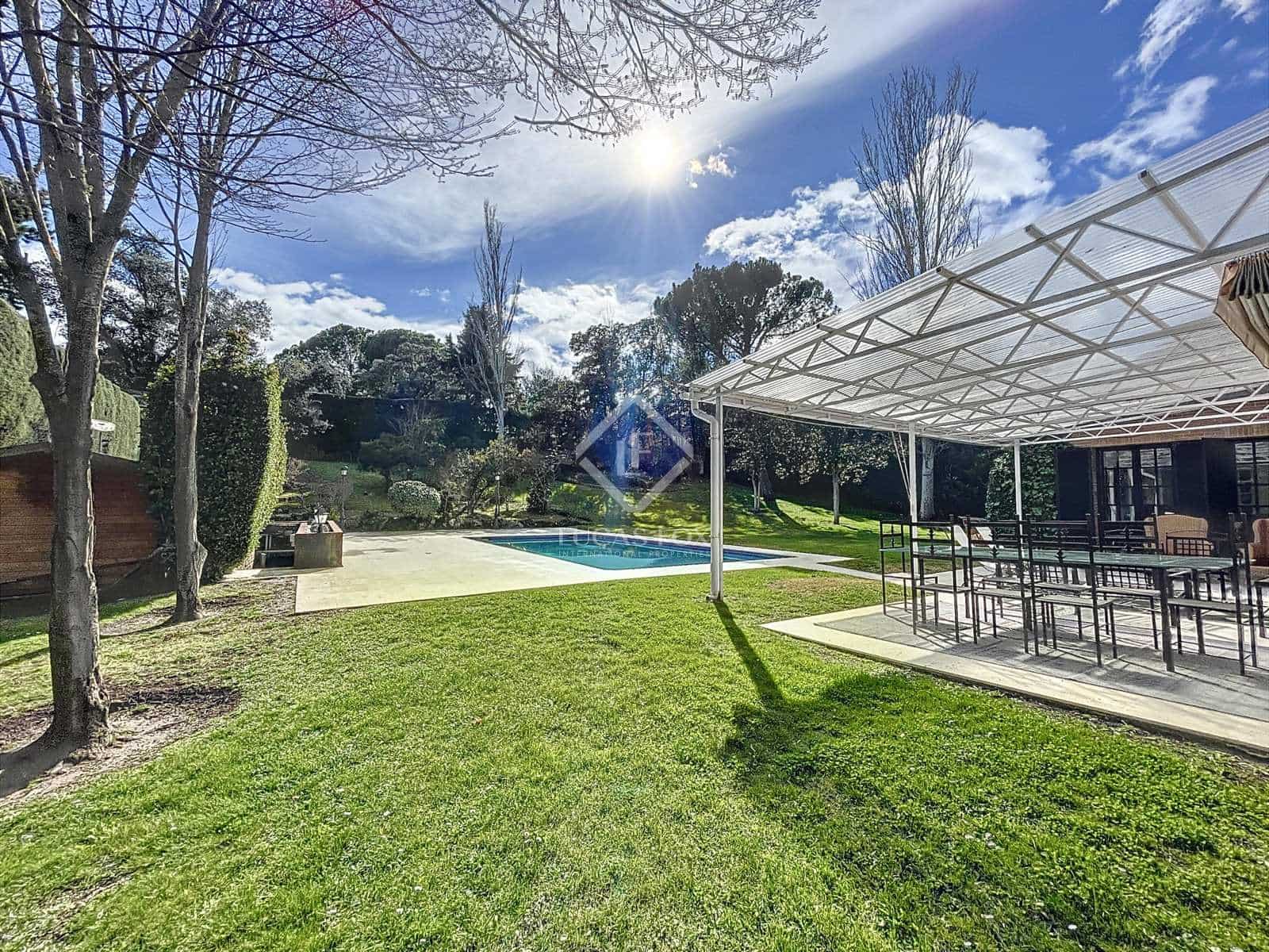 5 soverom Villa til salgs i Madrid by med svømmebasseng - € 1 545 000 (Ref: 8109561)