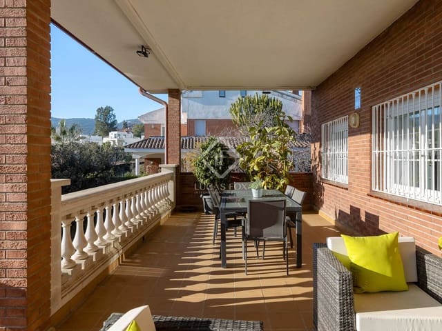 7 bedroom Villa for sale in Vilassar de Dalt with pool garage - € 1,000,000 (Ref: 8109562)