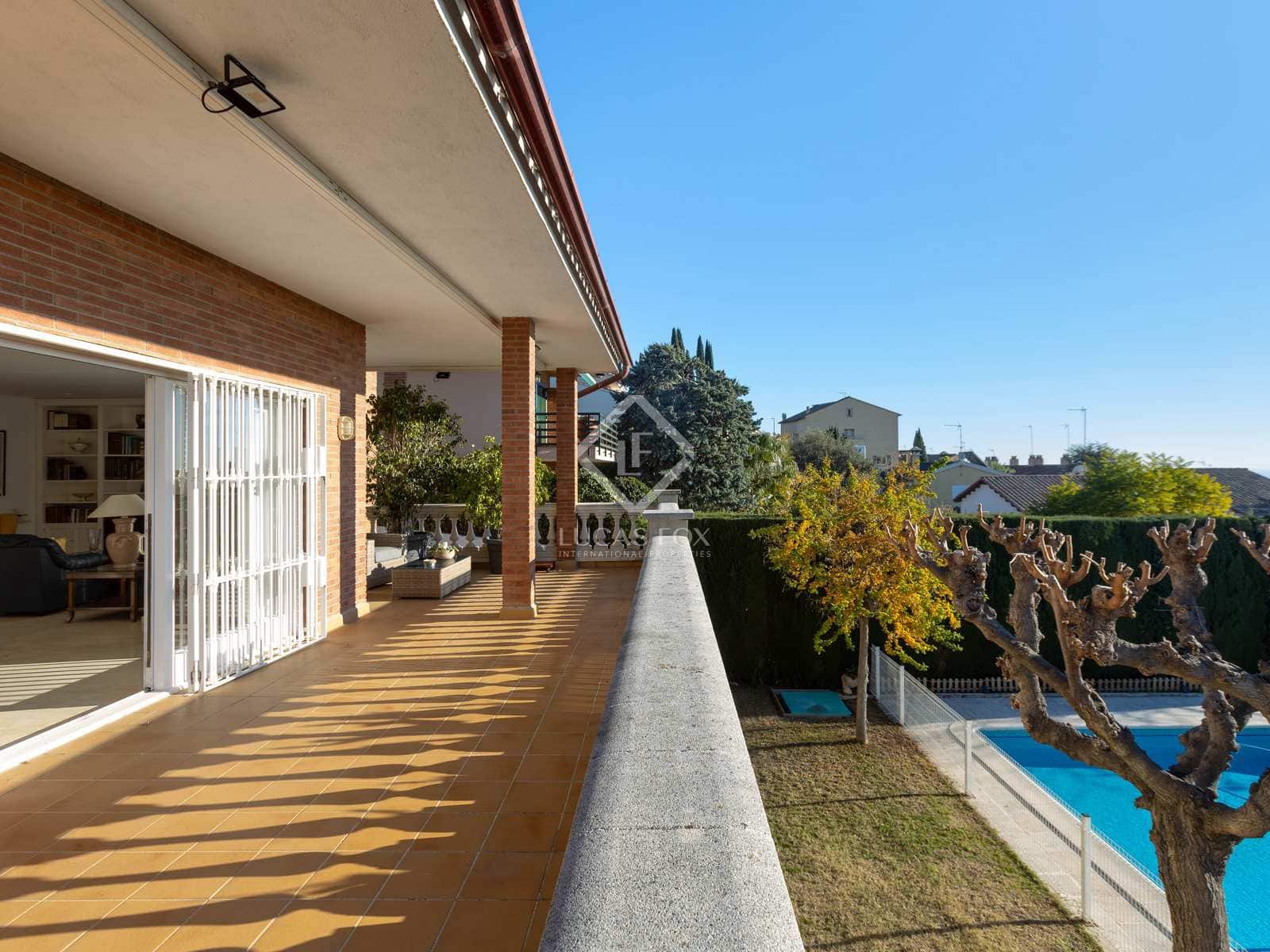 7 soveværelse Villa til salg i Vilassar de Dalt med swimmingpool garage - € 1.000.000 (Ref: 8109562)