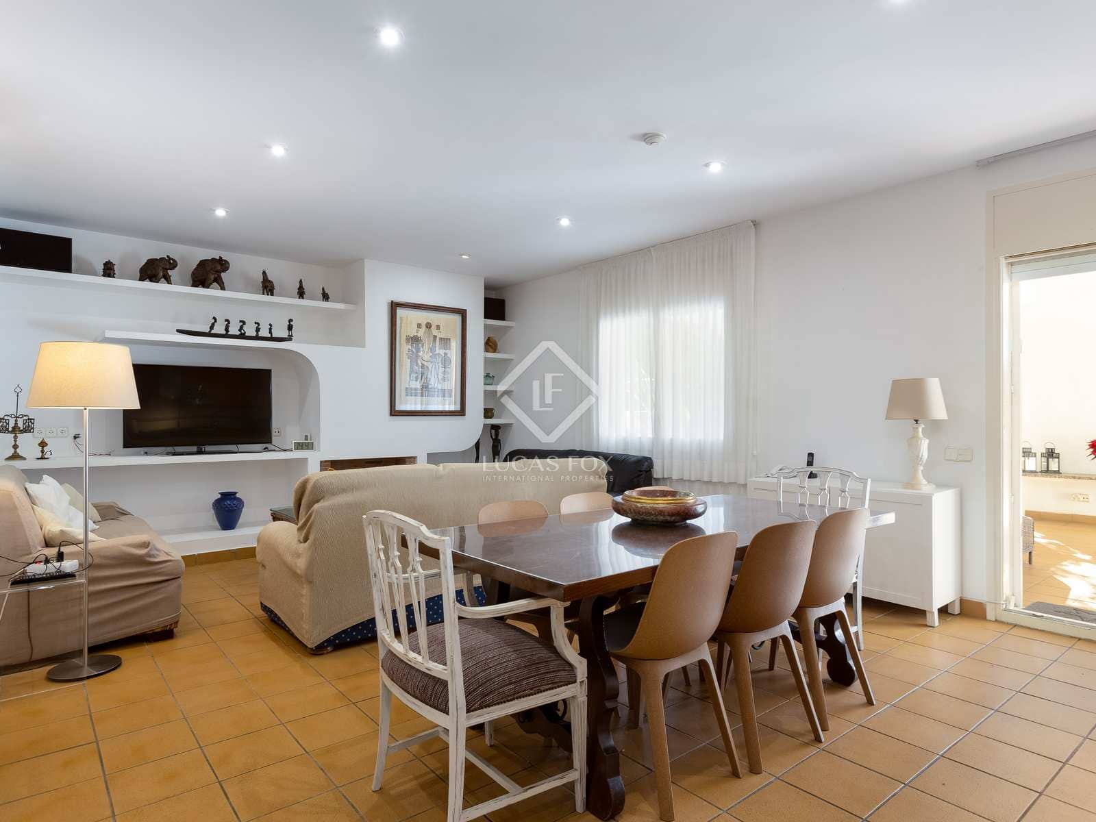 7 soveværelse Villa til salg i Vilassar de Dalt med swimmingpool garage - € 1.000.000 (Ref: 8109562)