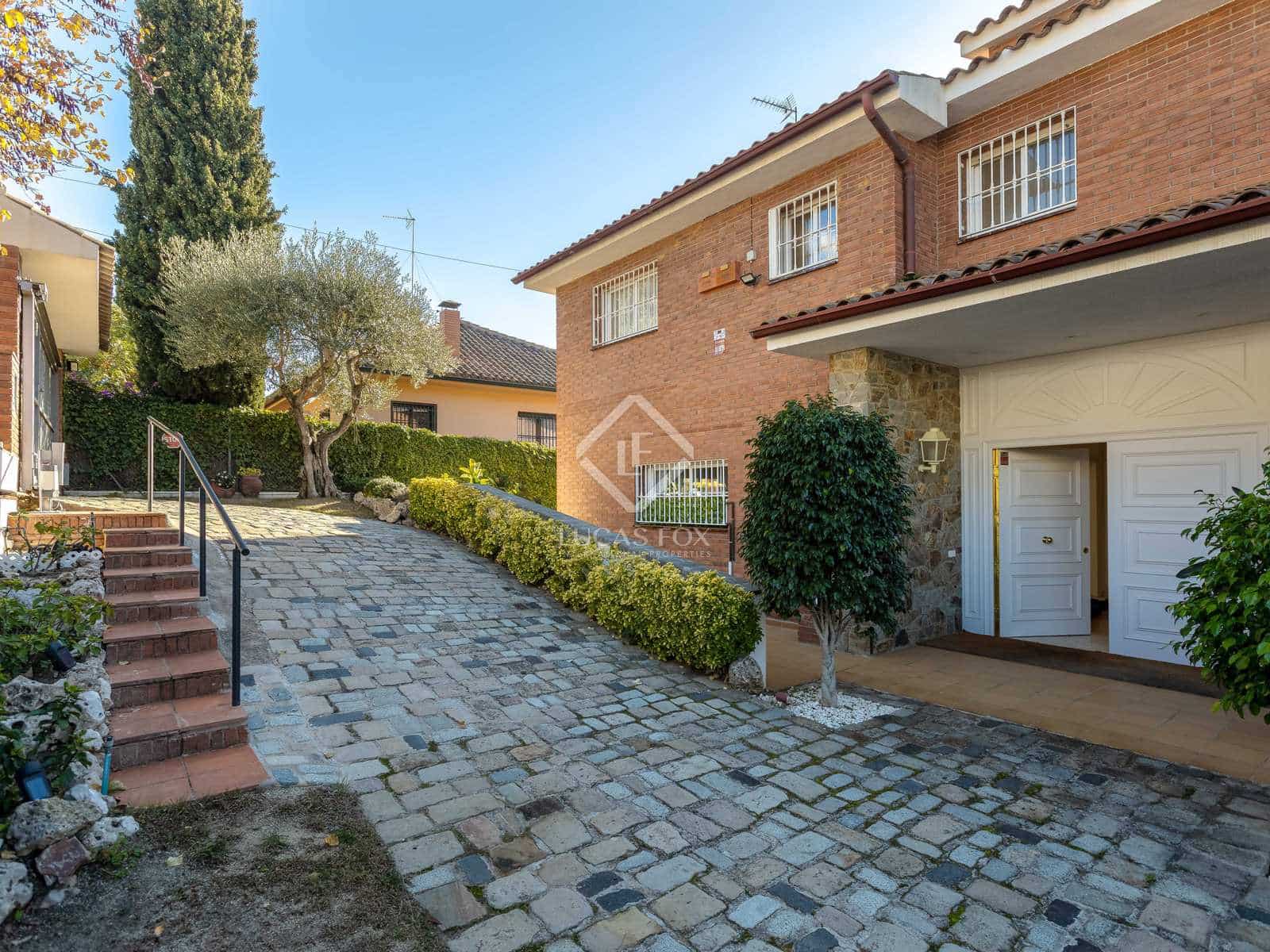 7 soveværelse Villa til salg i Vilassar de Dalt med swimmingpool garage - € 1.000.000 (Ref: 8109562)