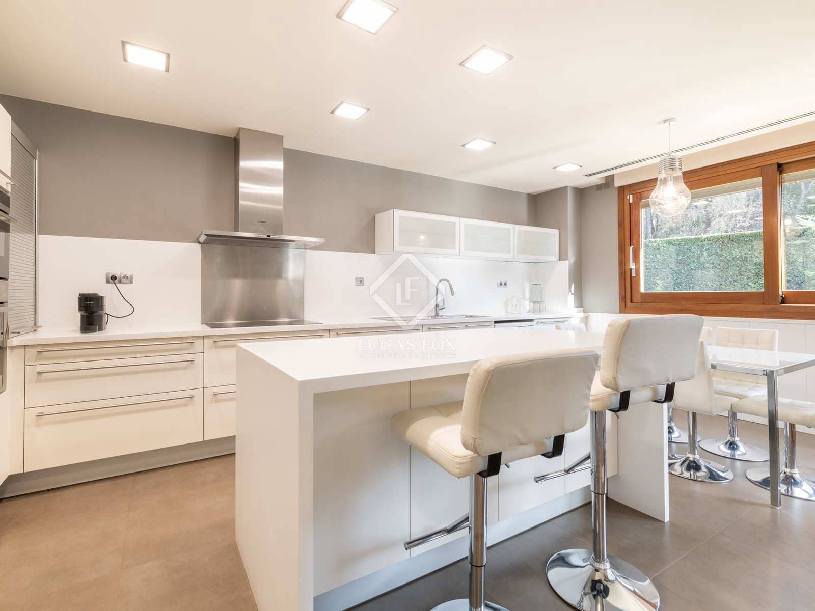 6 quarto Moradia para arrendar em Sant Cugat del Valles com piscina garagem - 6 500 € (Ref: 8109565)