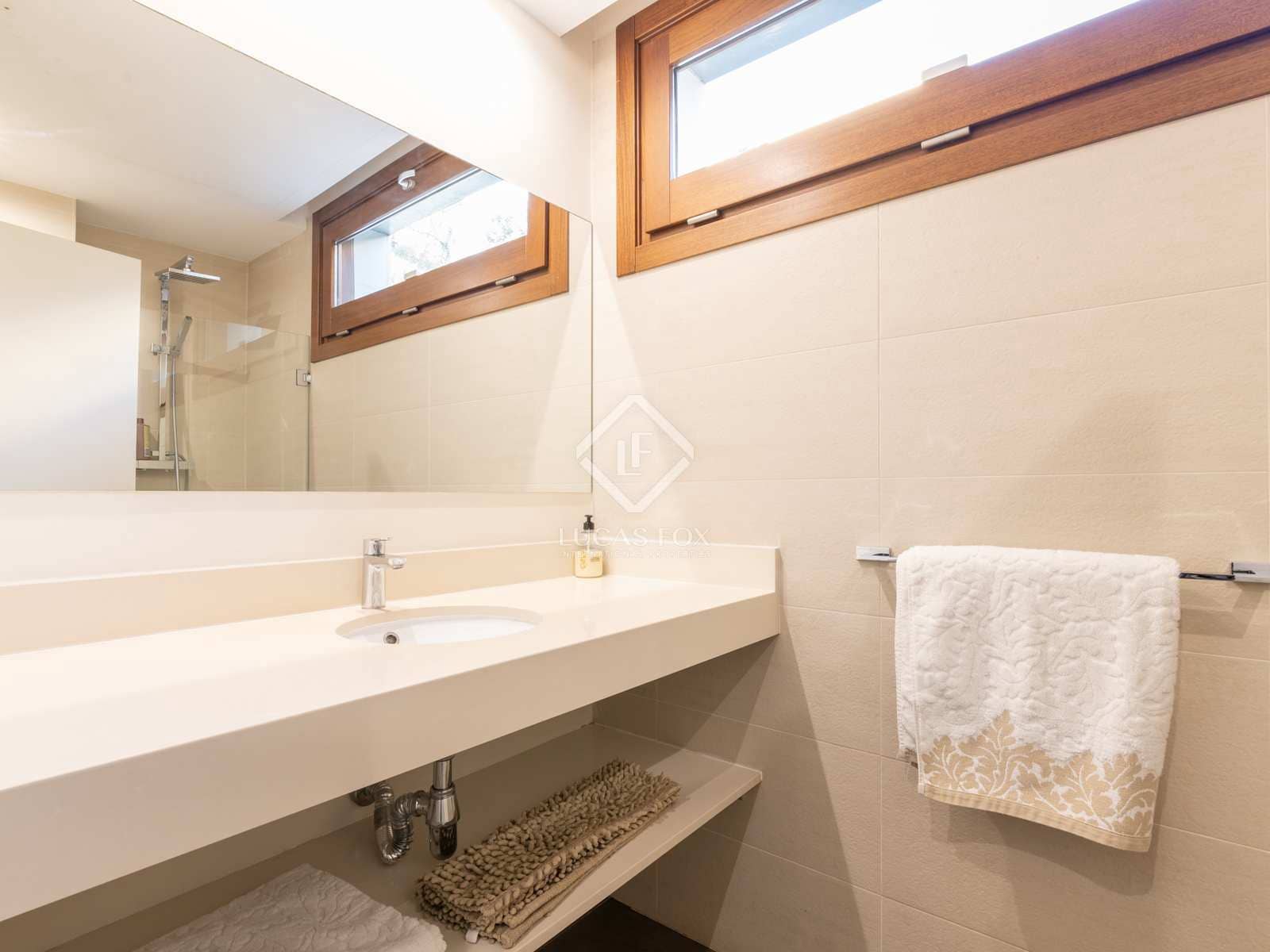 6 quarto Moradia para arrendar em Sant Cugat del Valles com piscina garagem - 6 500 € (Ref: 8109565)