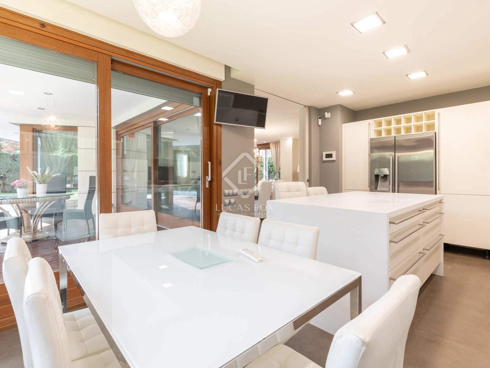 6 quarto Moradia para arrendar em Sant Cugat del Valles com piscina garagem - 6 500 € (Ref: 8109565)