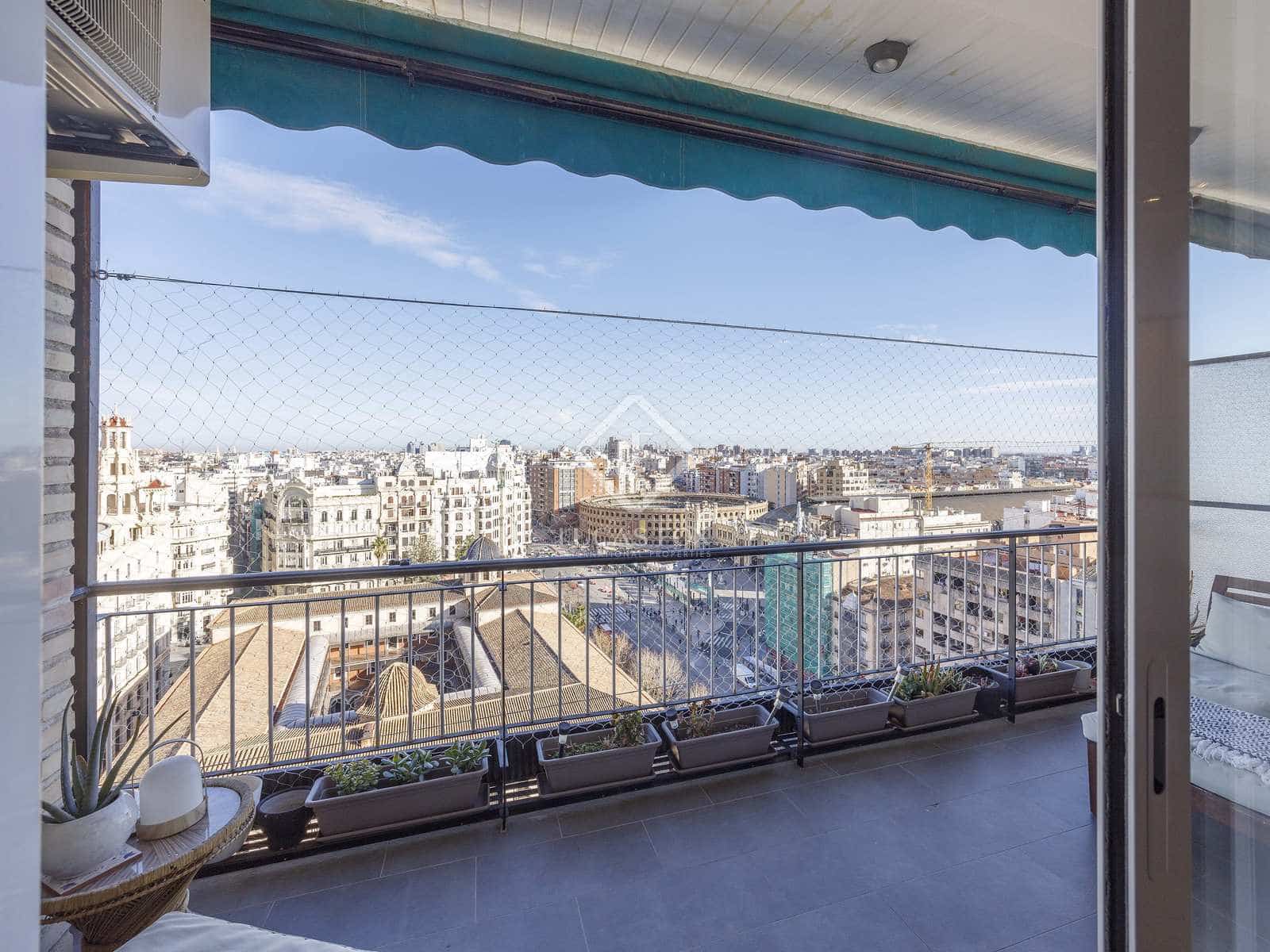 3 soveværelse Lejlighed til leje i Valencia by - € 2.800 (Ref: 8109567)