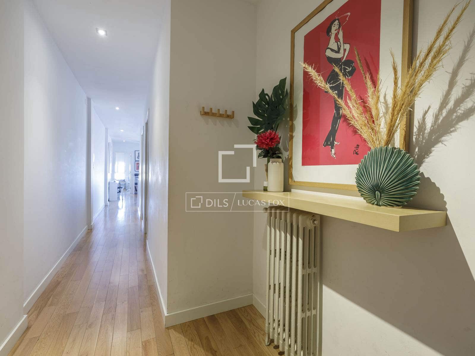 3 soveværelse Lejlighed til leje i Valencia by - € 2.800 (Ref: 8109567)