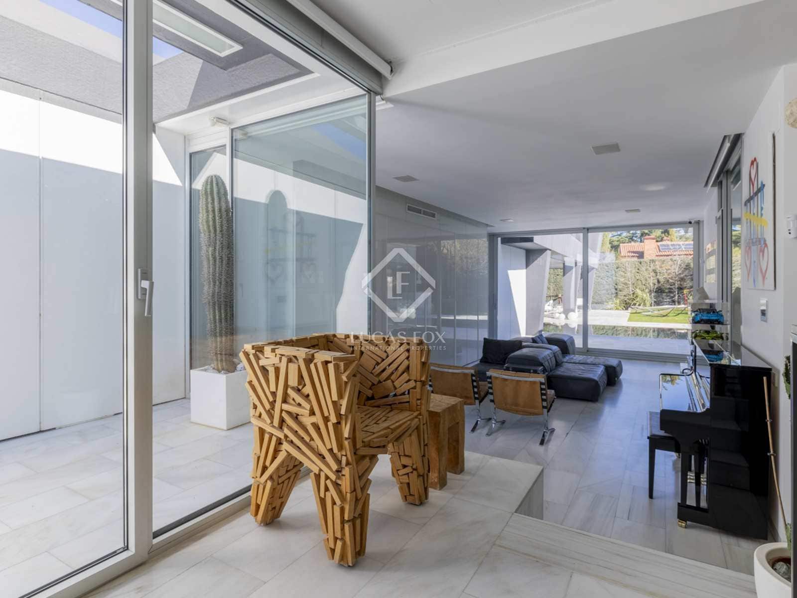 6 soveværelse Villa til salg i Boadilla del Monte med swimmingpool garage - € 1.730.000 (Ref: 8116011)