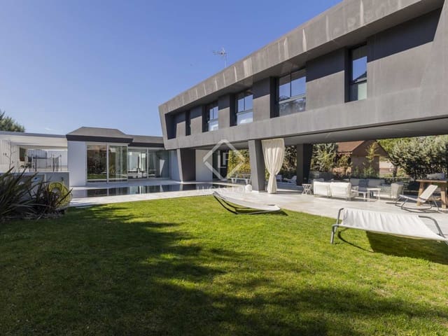 6 sovrum Villa till salu i Boadilla del Monte med pool garage - 1 730 000 € (Ref: 8116011)