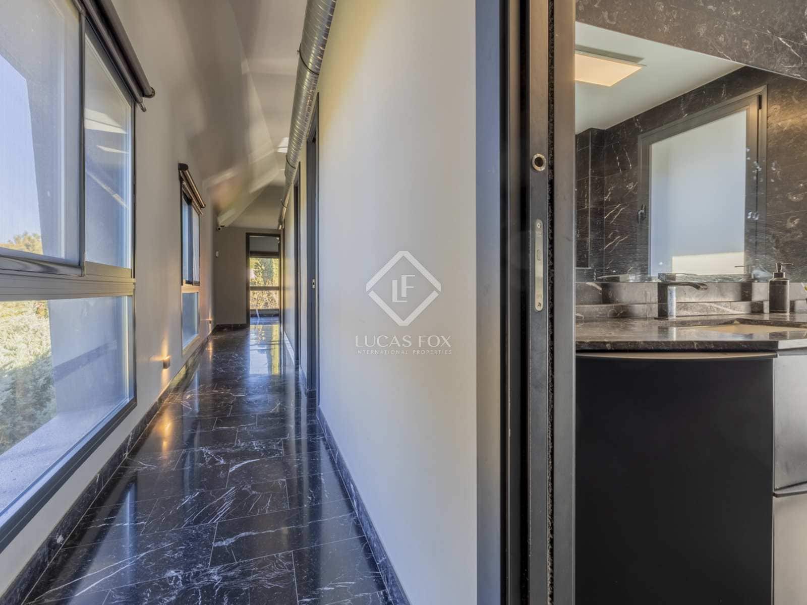 6 soveværelse Villa til salg i Boadilla del Monte med swimmingpool garage - € 1.730.000 (Ref: 8116011)