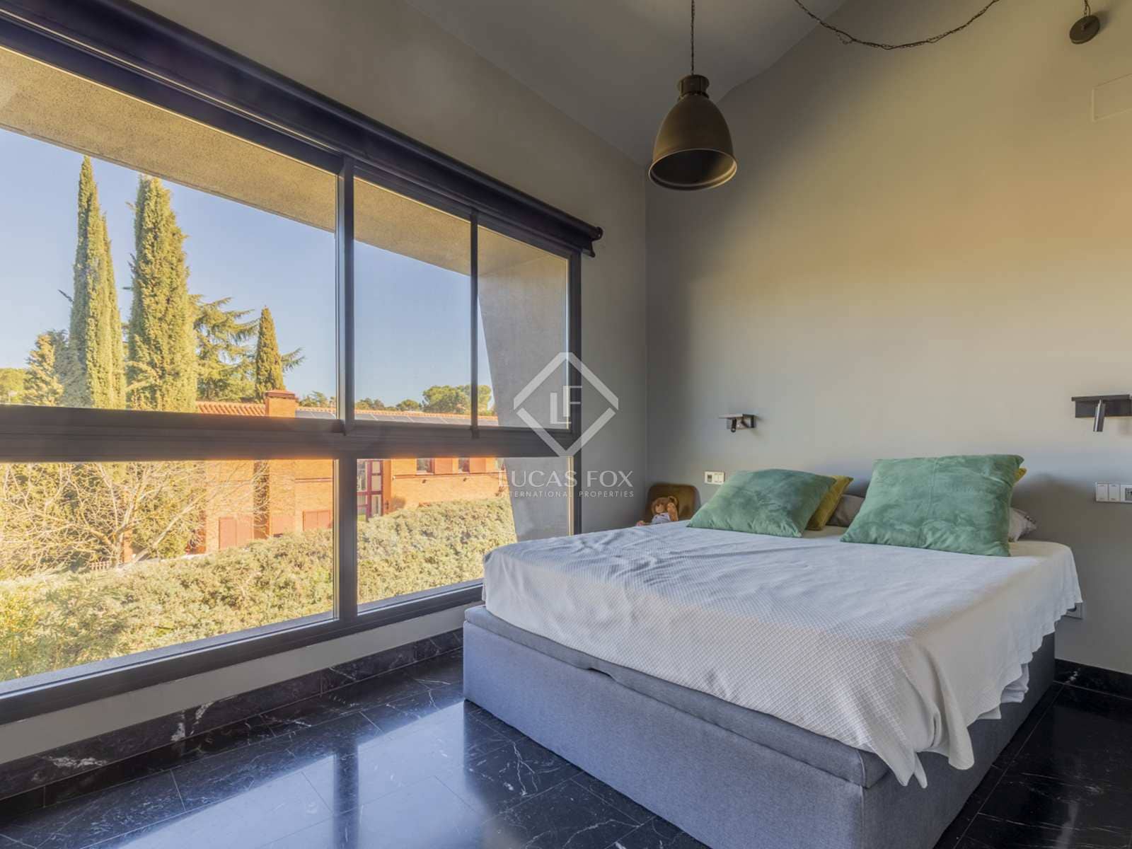 6 soveværelse Villa til salg i Boadilla del Monte med swimmingpool garage - € 1.730.000 (Ref: 8116011)