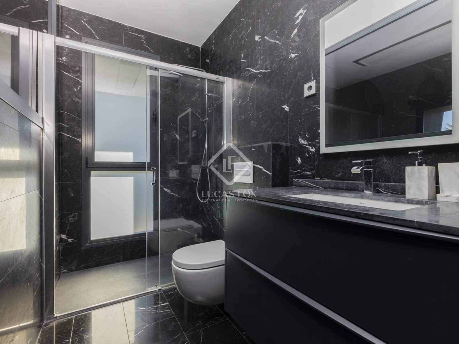 6 soveværelse Villa til salg i Boadilla del Monte med swimmingpool garage - € 1.730.000 (Ref: 8116011)