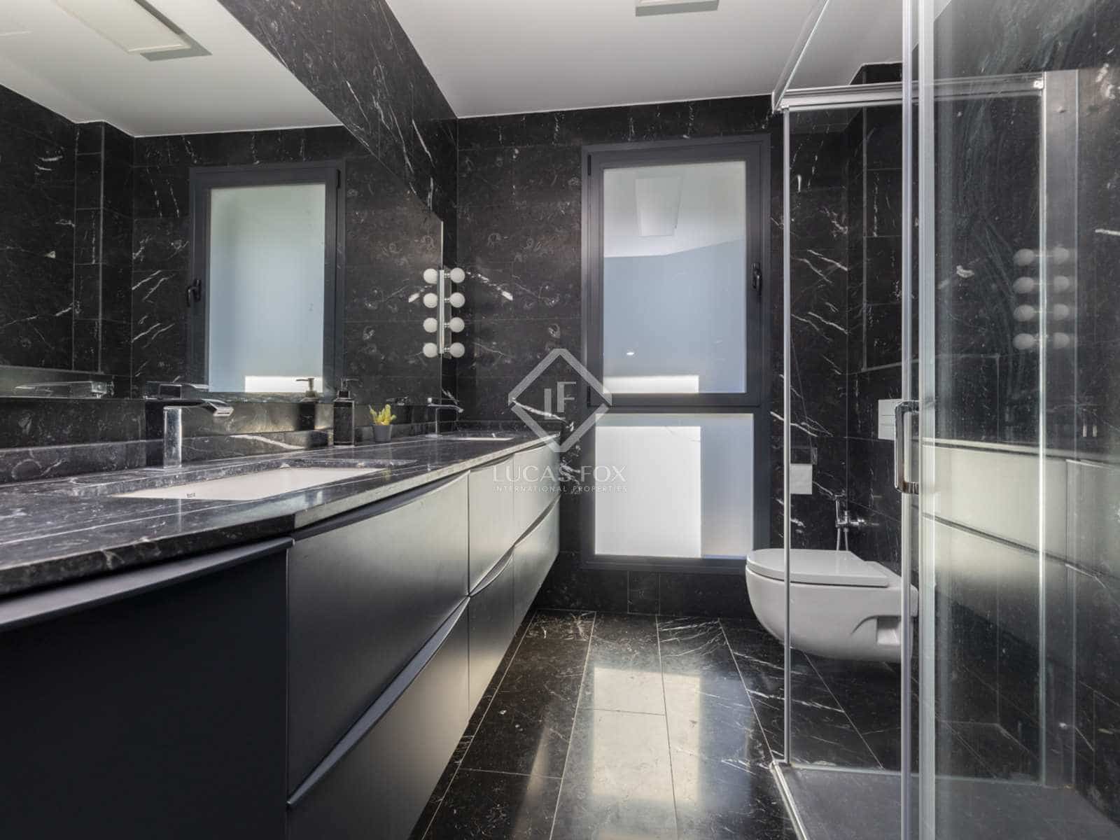 6 soveværelse Villa til salg i Boadilla del Monte med swimmingpool garage - € 1.730.000 (Ref: 8116011)