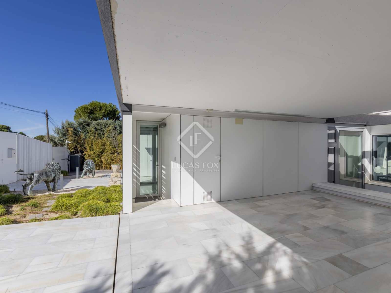 6 soveværelse Villa til salg i Boadilla del Monte med swimmingpool garage - € 1.730.000 (Ref: 8116011)