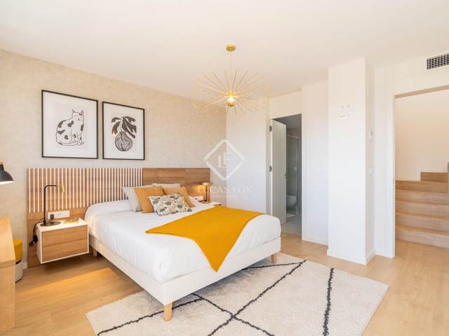 4 chambre Villa/Maison à vendre à La Nucia avec piscine - 449 000 € (Ref: 8118636)