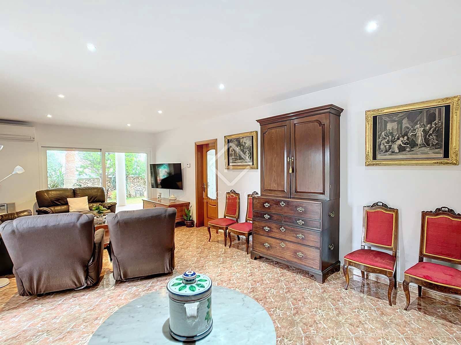 4 soveværelse Villa til salg i Ciutadella de Menorca med swimmingpool garage - € 1.450.000 (Ref: 8118645)