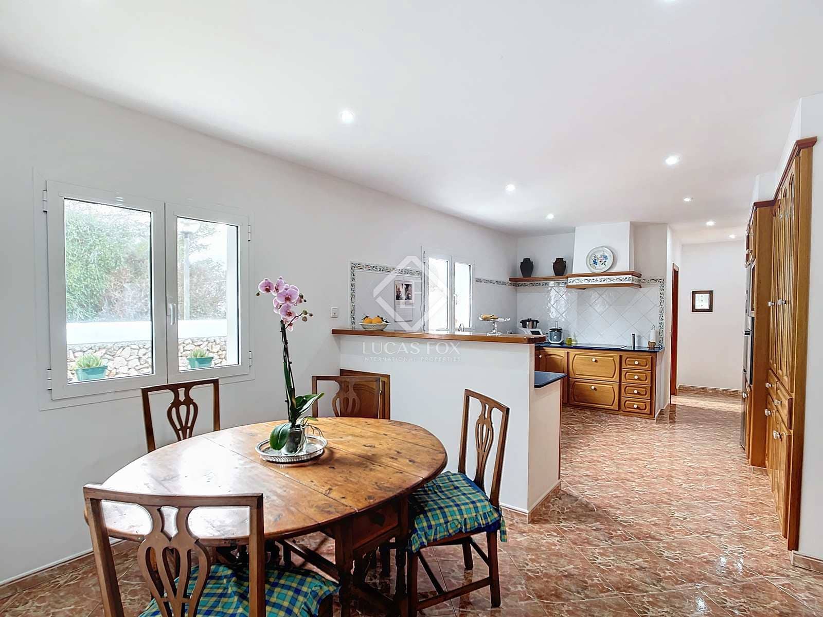 4 soveværelse Villa til salg i Ciutadella de Menorca med swimmingpool garage - € 1.450.000 (Ref: 8118645)