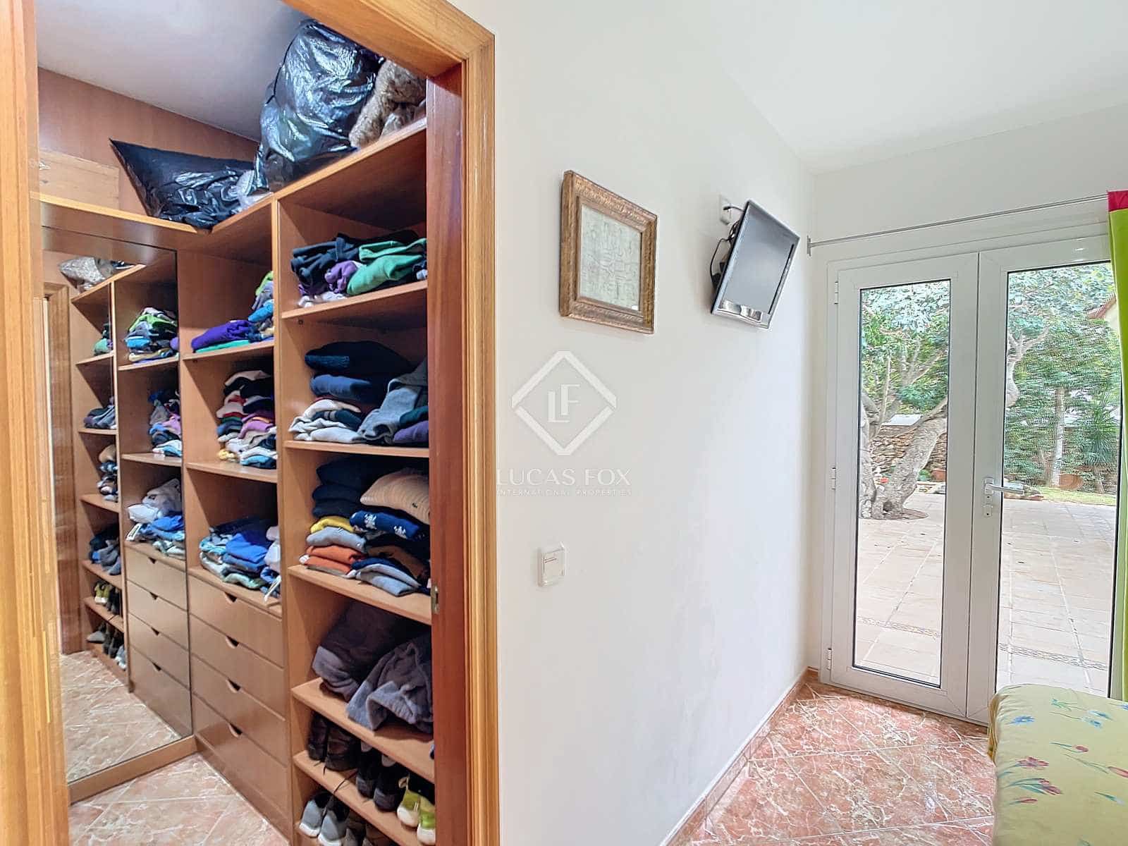 4 soveværelse Villa til salg i Ciutadella de Menorca med swimmingpool garage - € 1.450.000 (Ref: 8118645)