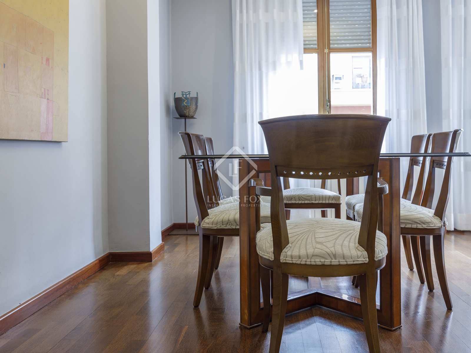 3 soveværelse Lejlighed til leje i Valencia by - € 1.900 (Ref: 8118650)