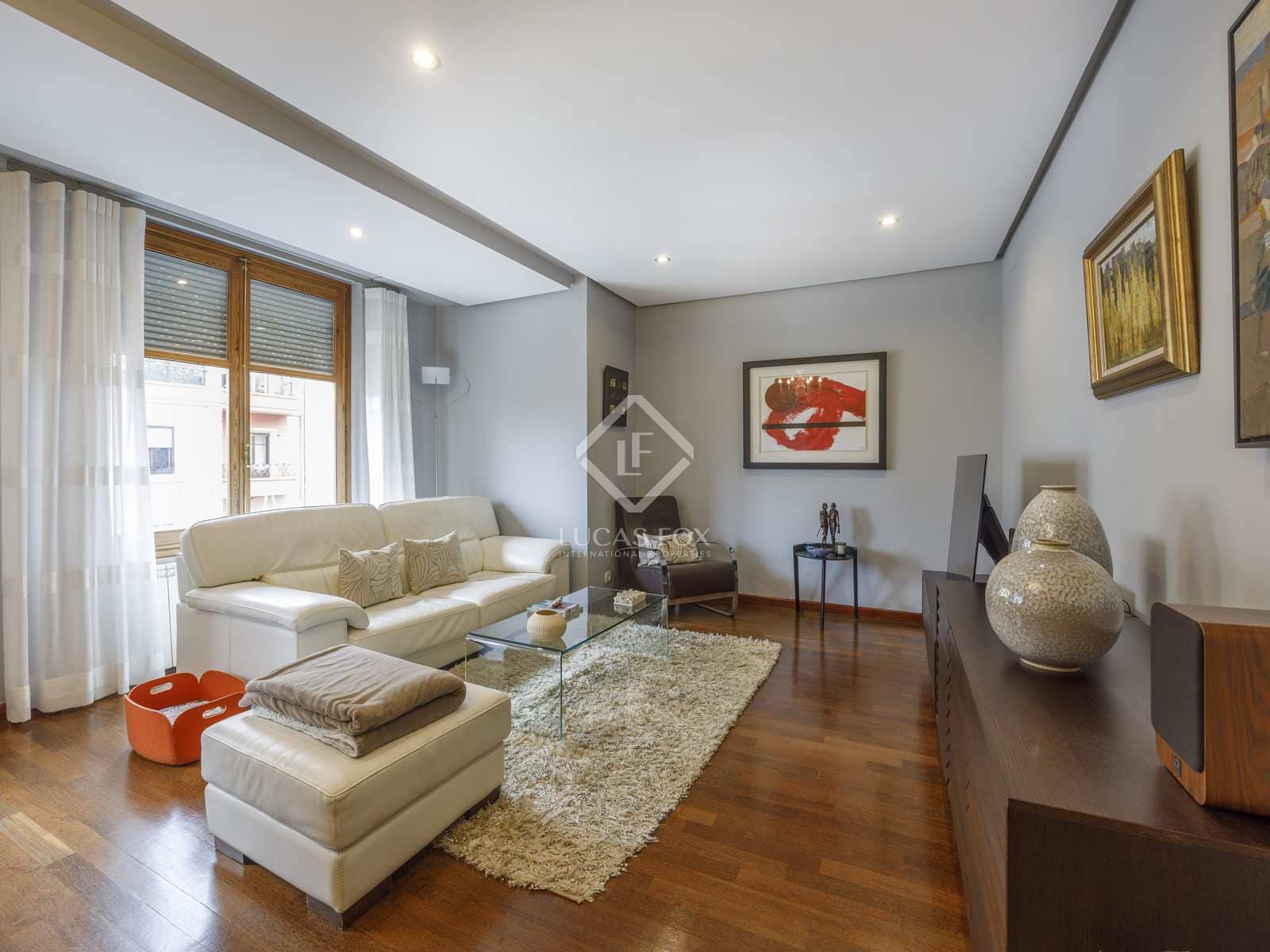 3 soveværelse Lejlighed til leje i Valencia by - € 1.900 (Ref: 8118650)