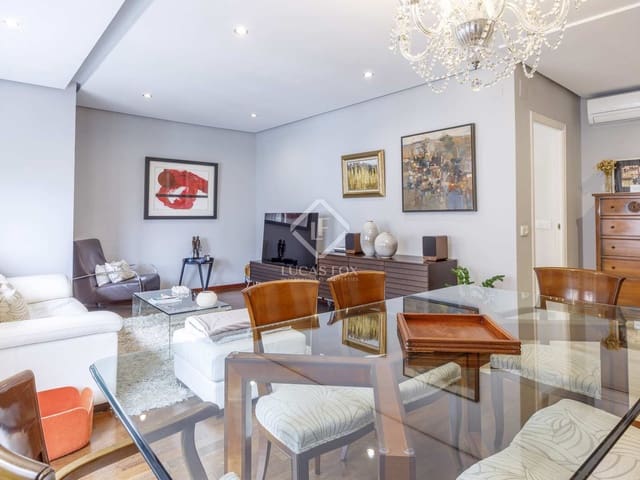 Apartamento de 3 habitaciones en València ciudad en alquiler - 1.900 € (Ref: 8118650)