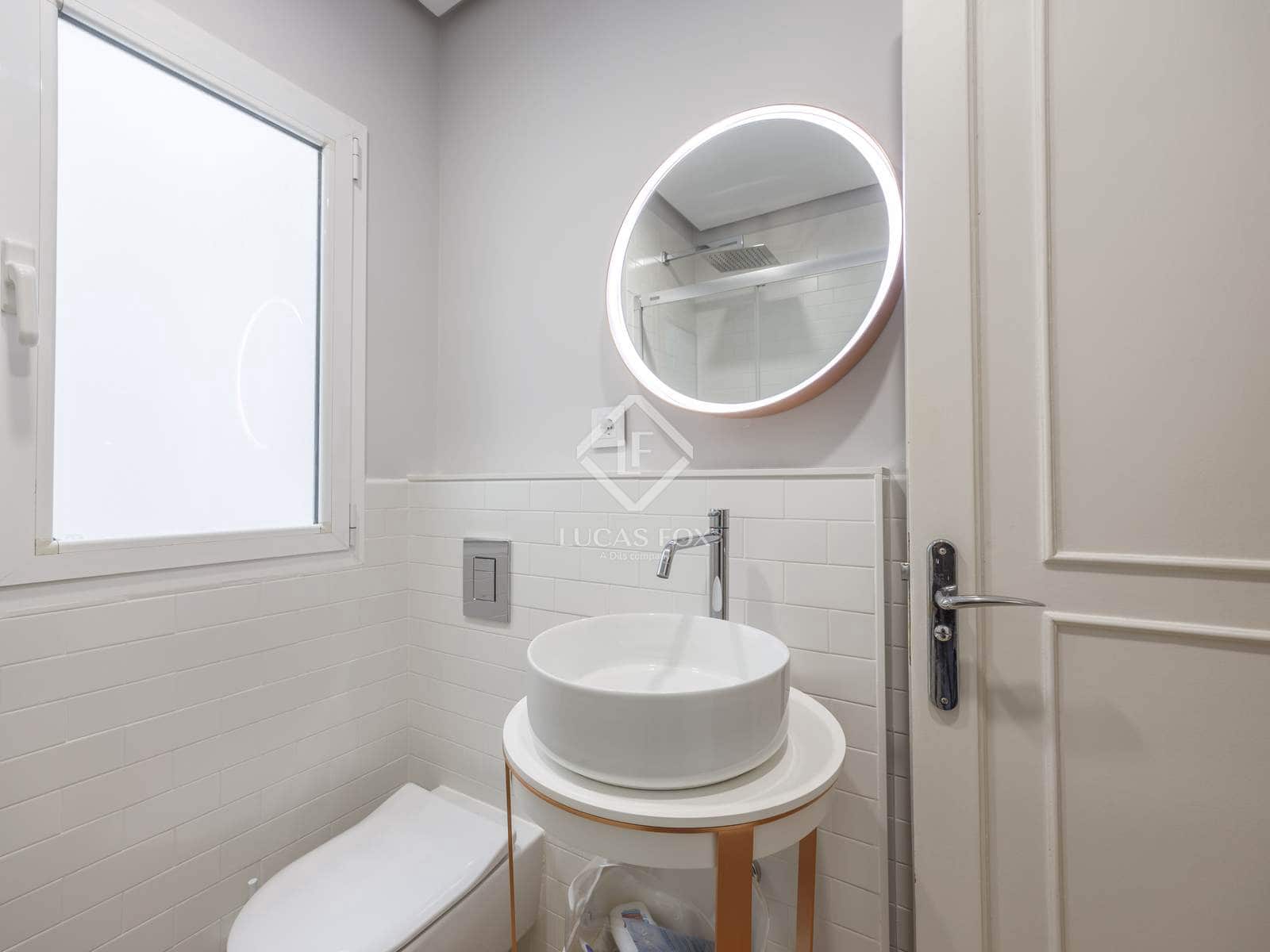 3 soveværelse Lejlighed til leje i Valencia by - € 1.900 (Ref: 8118650)