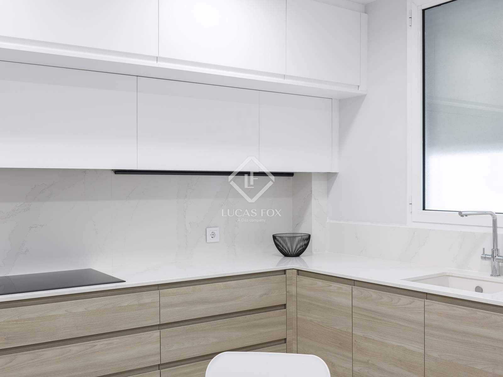 3 soveværelse Lejlighed til leje i Valencia by - € 1.900 (Ref: 8118650)