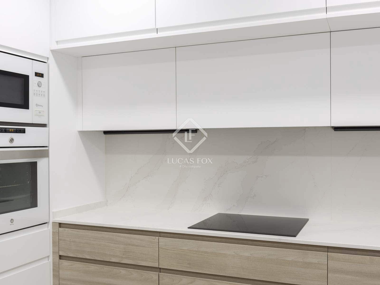 3 soveværelse Lejlighed til leje i Valencia by - € 1.900 (Ref: 8118650)