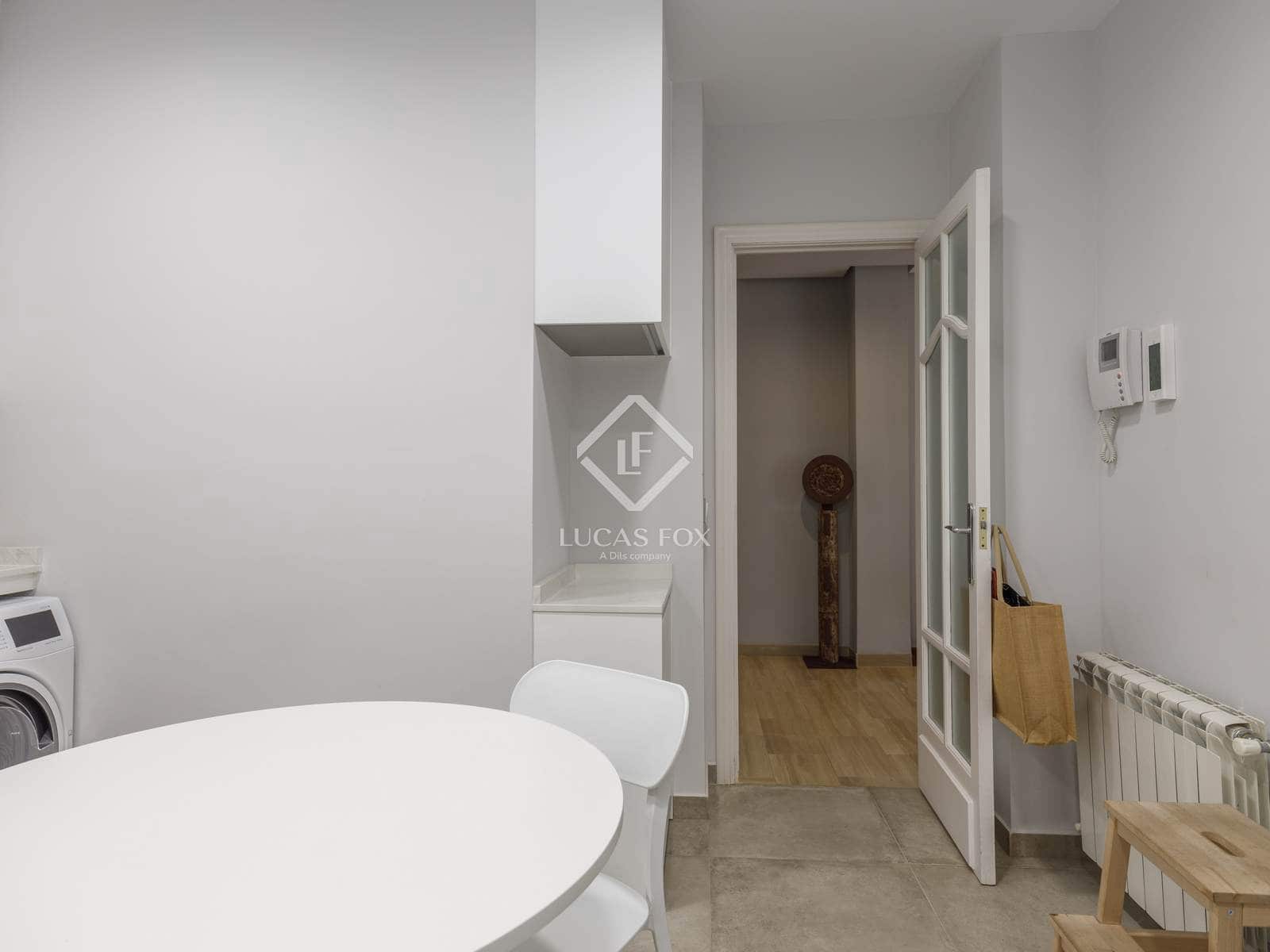 3 soveværelse Lejlighed til leje i Valencia by - € 1.900 (Ref: 8118650)