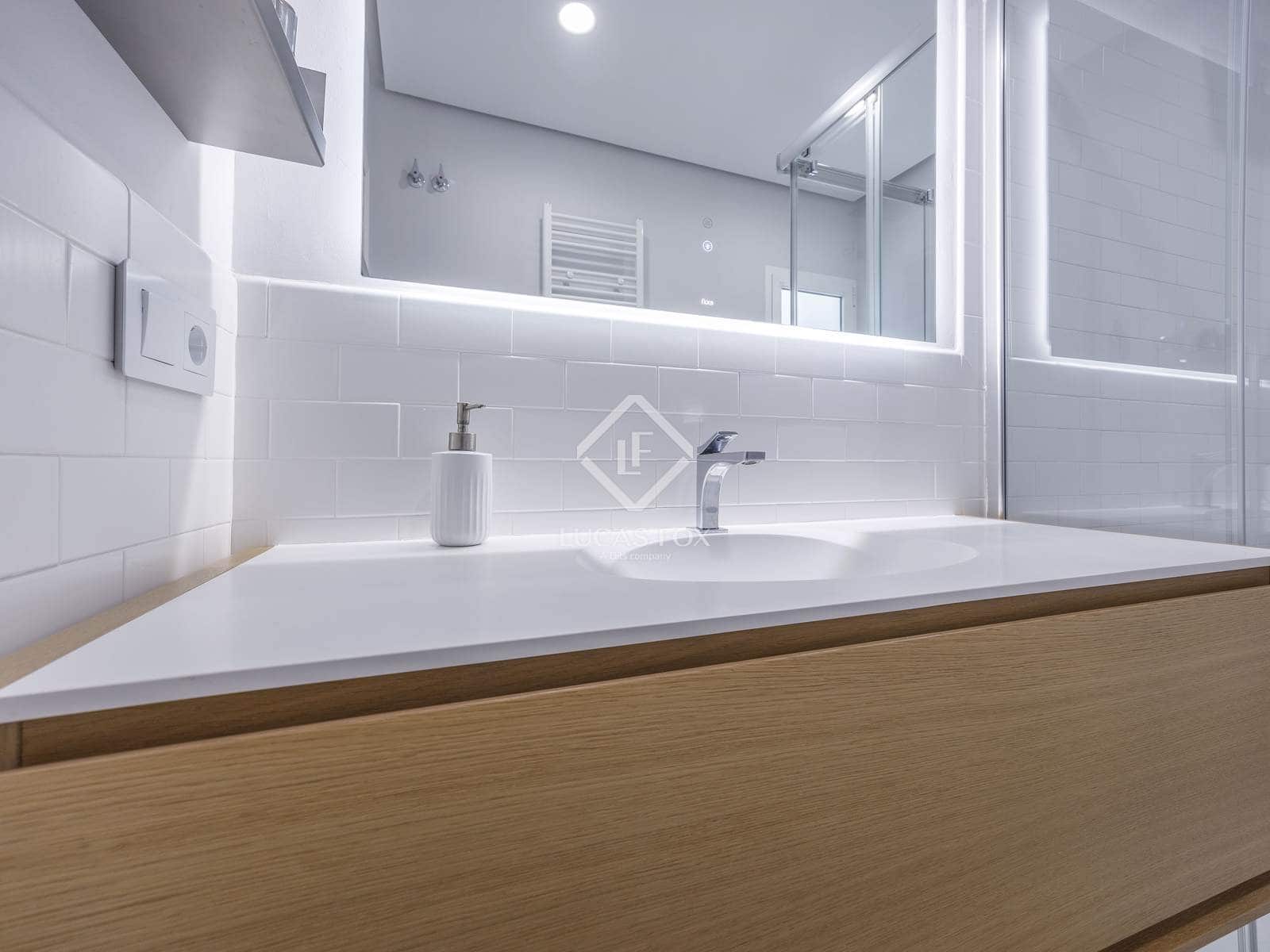 3 soveværelse Lejlighed til leje i Valencia by - € 1.900 (Ref: 8118650)