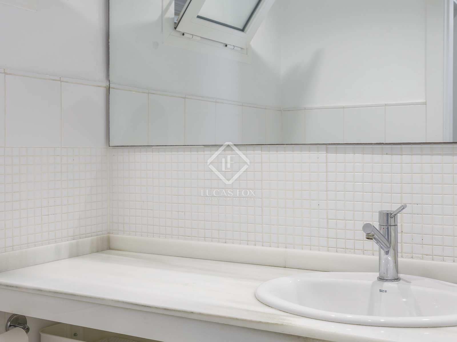 2 makuuhuone Huoneisto vuokrattavana paikassa Valencia kaupunki - 2 600 € (Ref: 8118652)