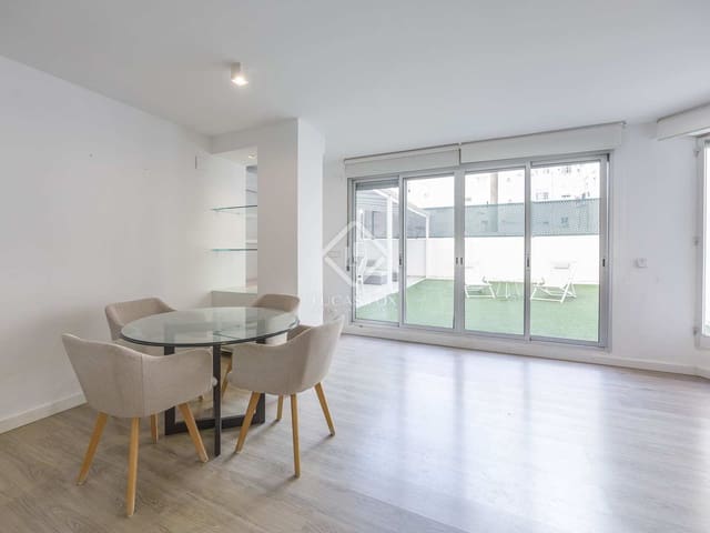 2 makuuhuone Huoneisto vuokrattavana paikassa Valencia kaupunki - 2 600 € (Ref: 8118652)