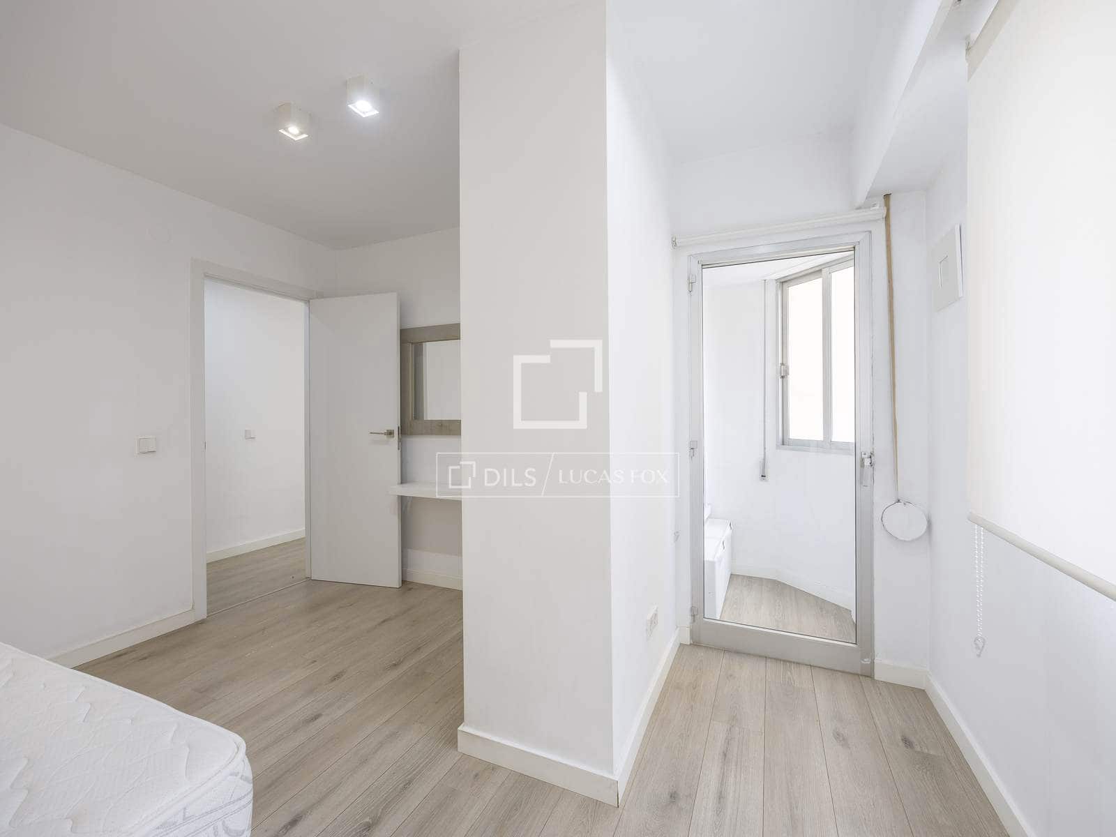 2 makuuhuone Huoneisto vuokrattavana paikassa Valencia kaupunki - 2 600 € (Ref: 8118652)