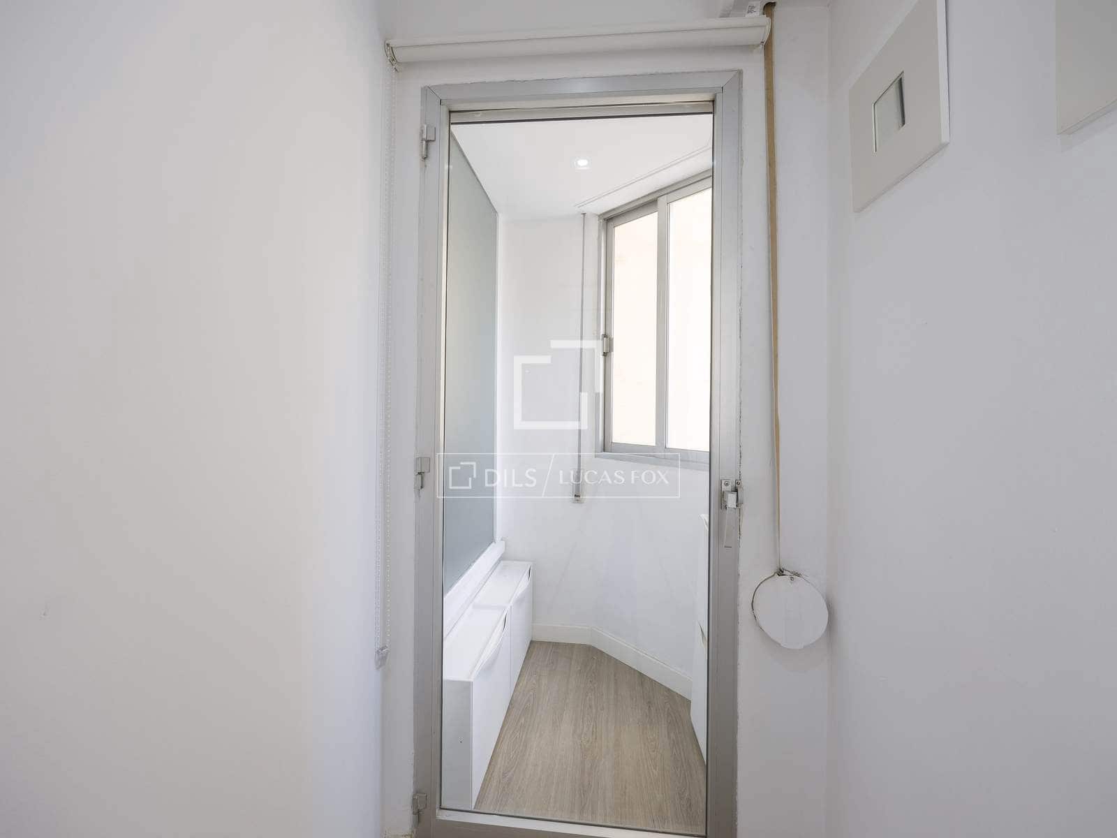 2 makuuhuone Huoneisto vuokrattavana paikassa Valencia kaupunki - 2 600 € (Ref: 8118652)