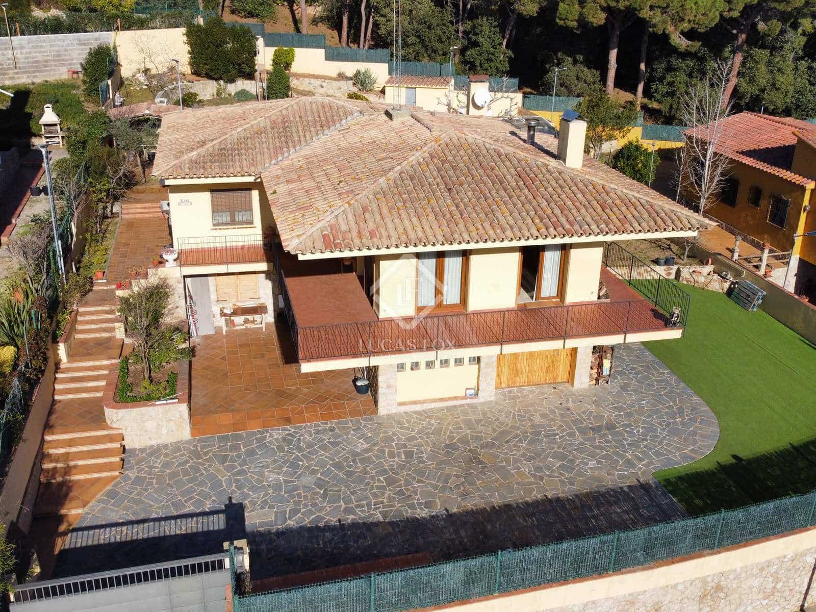 5 soveværelse Villa til salg i Platja d'Aro med swimmingpool garage - € 1.150.000 (Ref: 8123100)