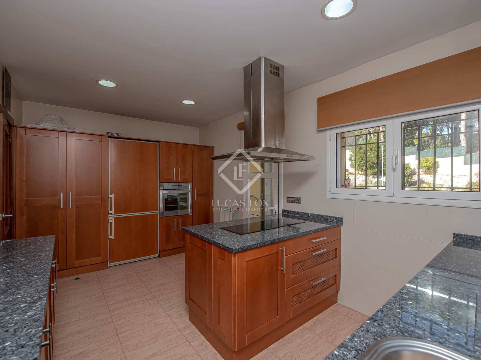 5 soveværelse Villa til salg i Platja d'Aro med swimmingpool garage - € 1.150.000 (Ref: 8123100)