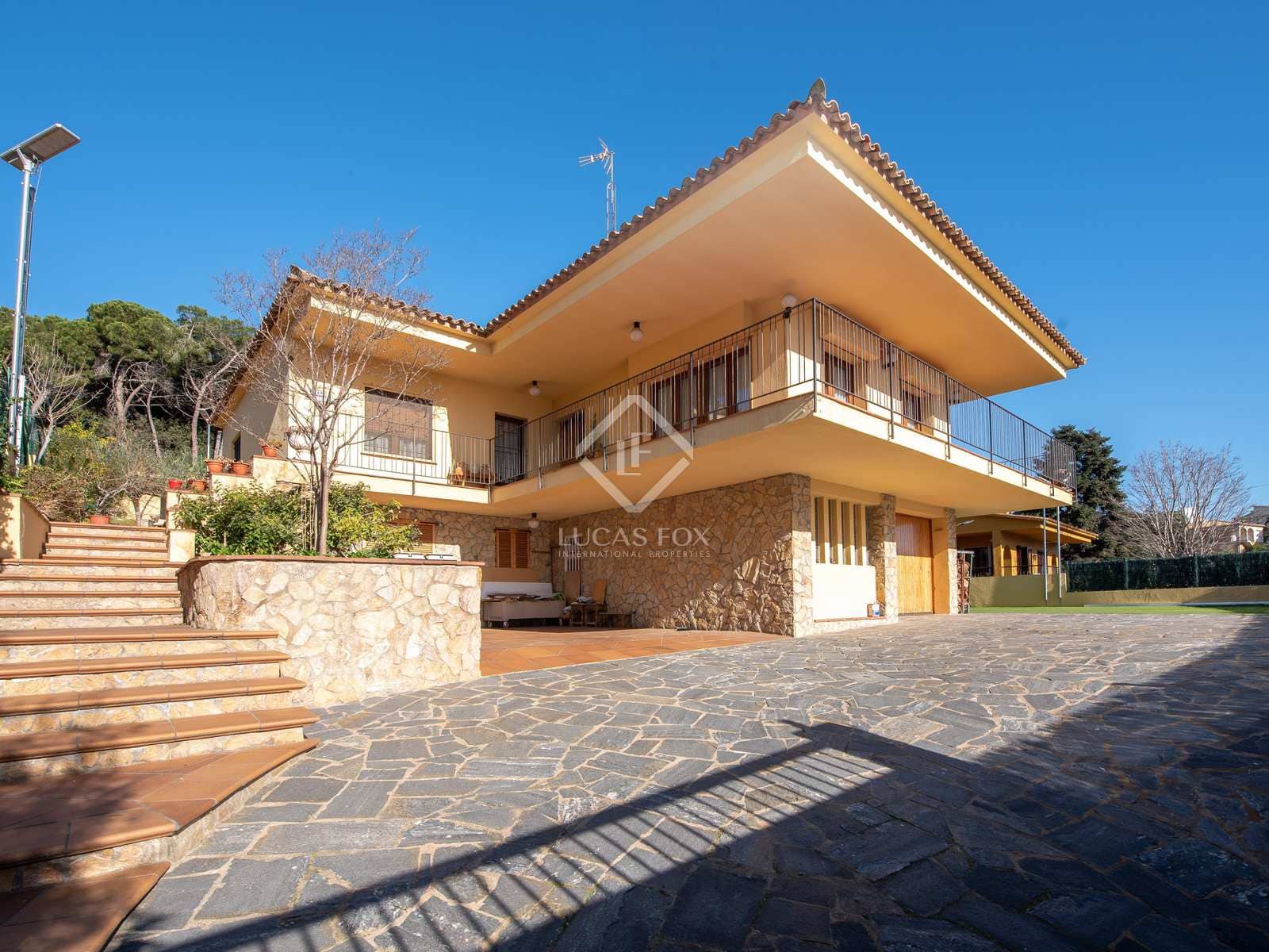 5 soveværelse Villa til salg i Platja d'Aro med swimmingpool garage - € 1.150.000 (Ref: 8123100)