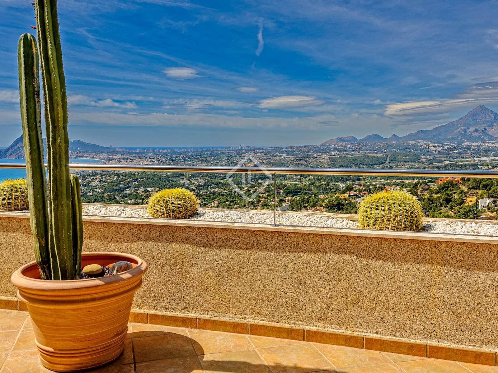 2 slaapkamer Appartement te koop in Altea met zwembad garage - € 775.000 (Ref: 8128784)