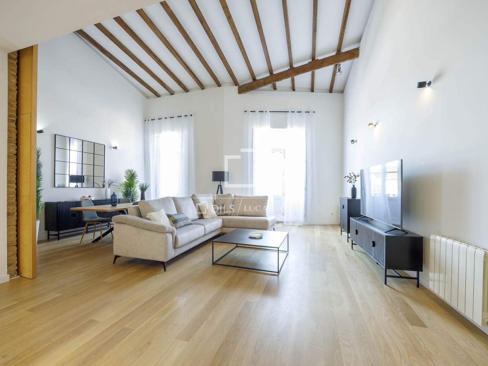3 soveværelse Lejlighed til leje i Valencia by - € 3.500 (Ref: 8128791)